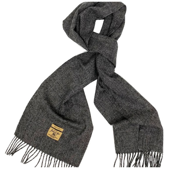 Gilded Age "Prince of Wales" 100% wool Scarf Premium Quality Grey NEW NWT - Picture 2 of 7